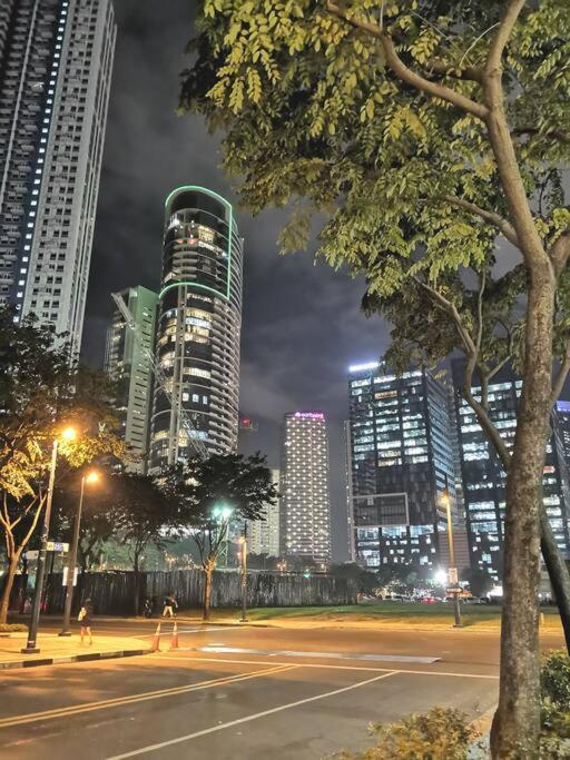 Apartamento New 2Br Of 86Sqm With Parking & Netflix In Bgc Manila Exterior foto